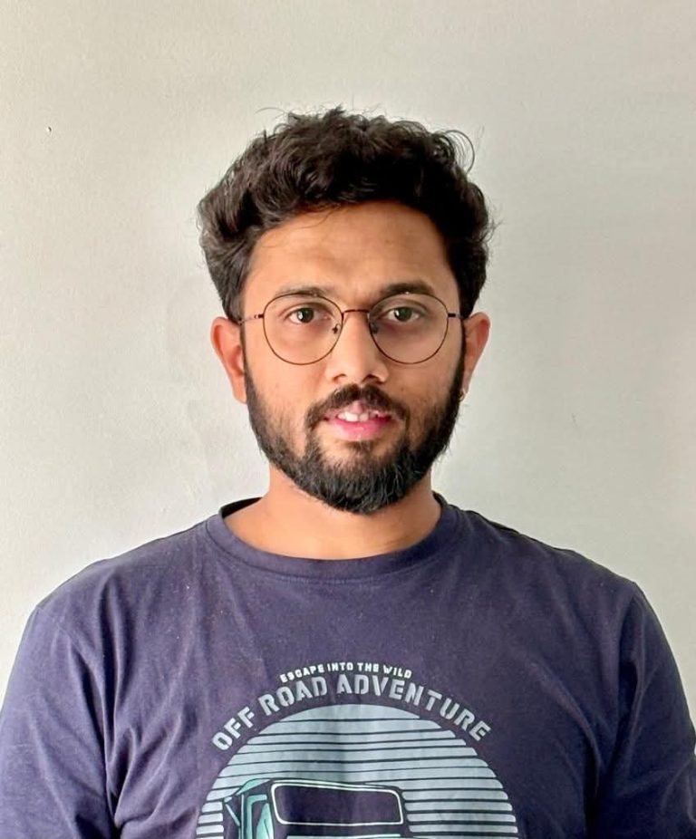 हरीश देशमुख यांचे यूपीएससी परीक्षेत यश