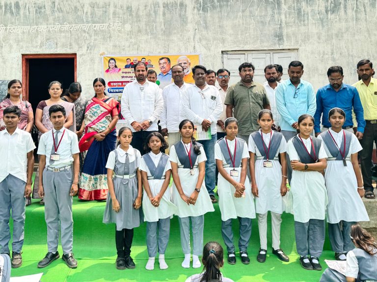 भाजपा परभणी महानगरतर्फे विद्यार्थ्यांसाठी चित्रकला, निबंध, रांगोळी व वकृत्व स्पर्धांचे आयोजन